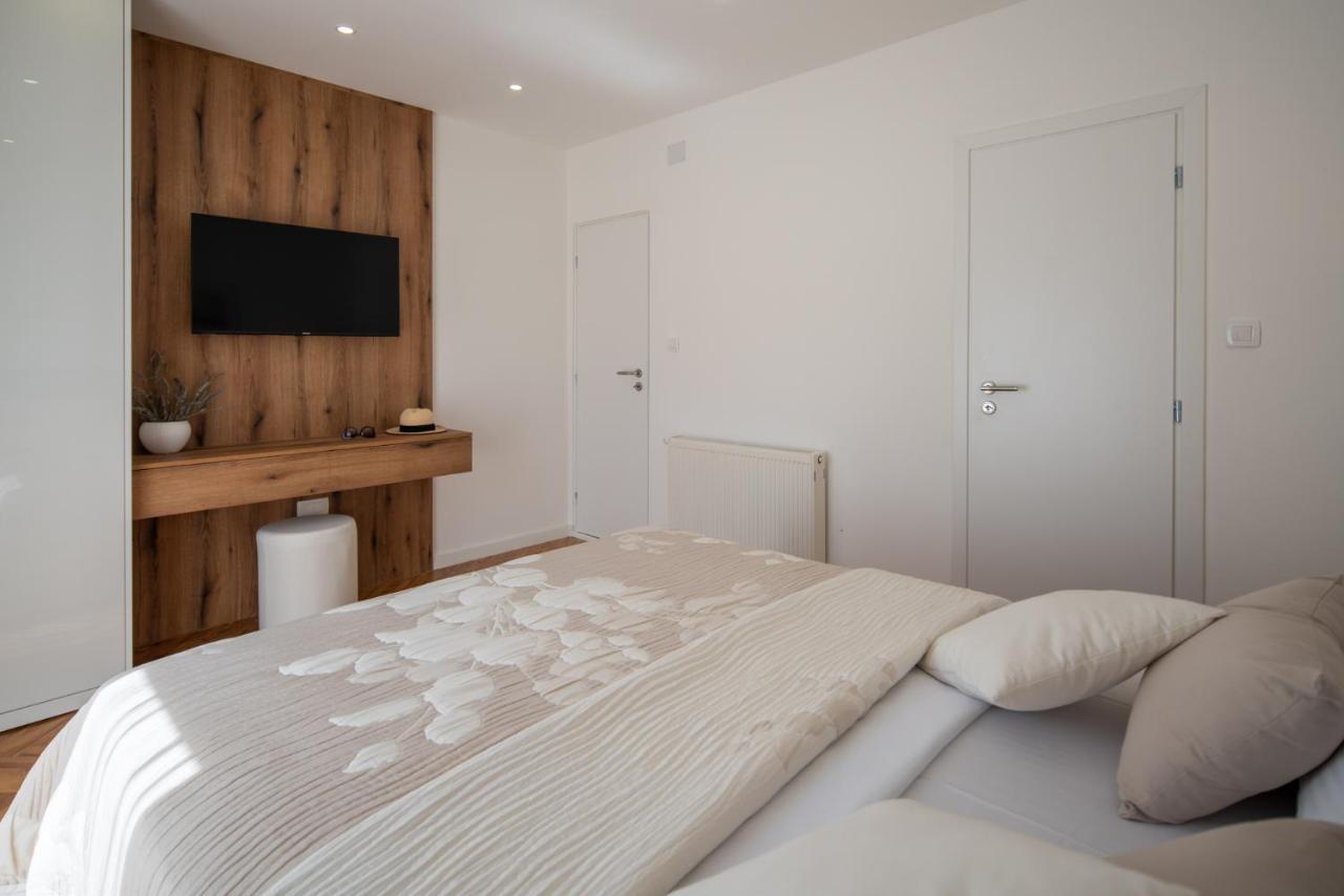 Garden Apartment Pakoštane エクステリア 写真